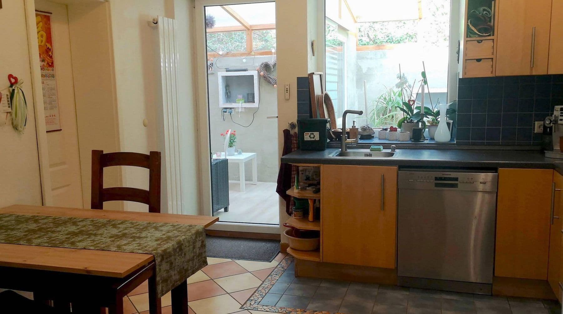 Predaj domu 105 m², pozemek 478 m², Niederheimbach, Porýnie-Falcko Predaj domu 105 m², pozemek 478 m², Niederheimbach, Porýnie-Falcko