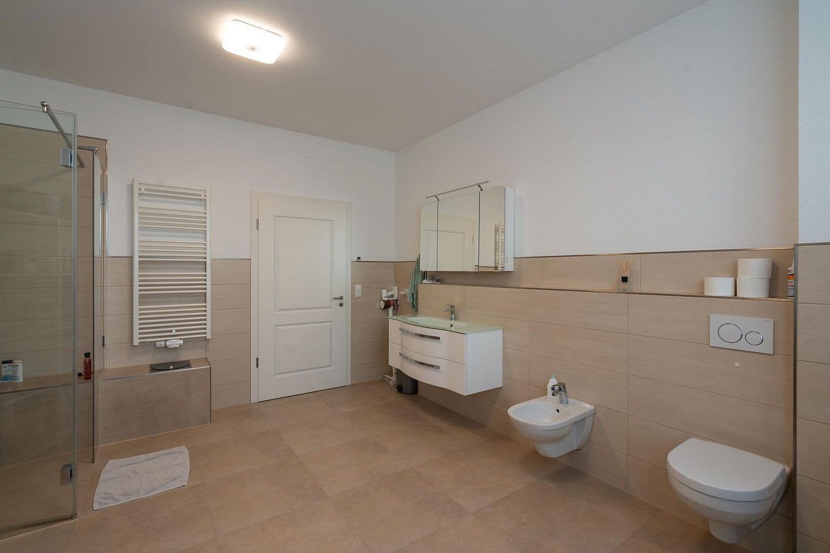 Predaj domu 315 m², pozemek 727 m², Satteldorf, Bádensko-Wurttembersko Predaj domu 315 m², pozemek 727 m², Satteldorf, Bádensko-Wurttembersko