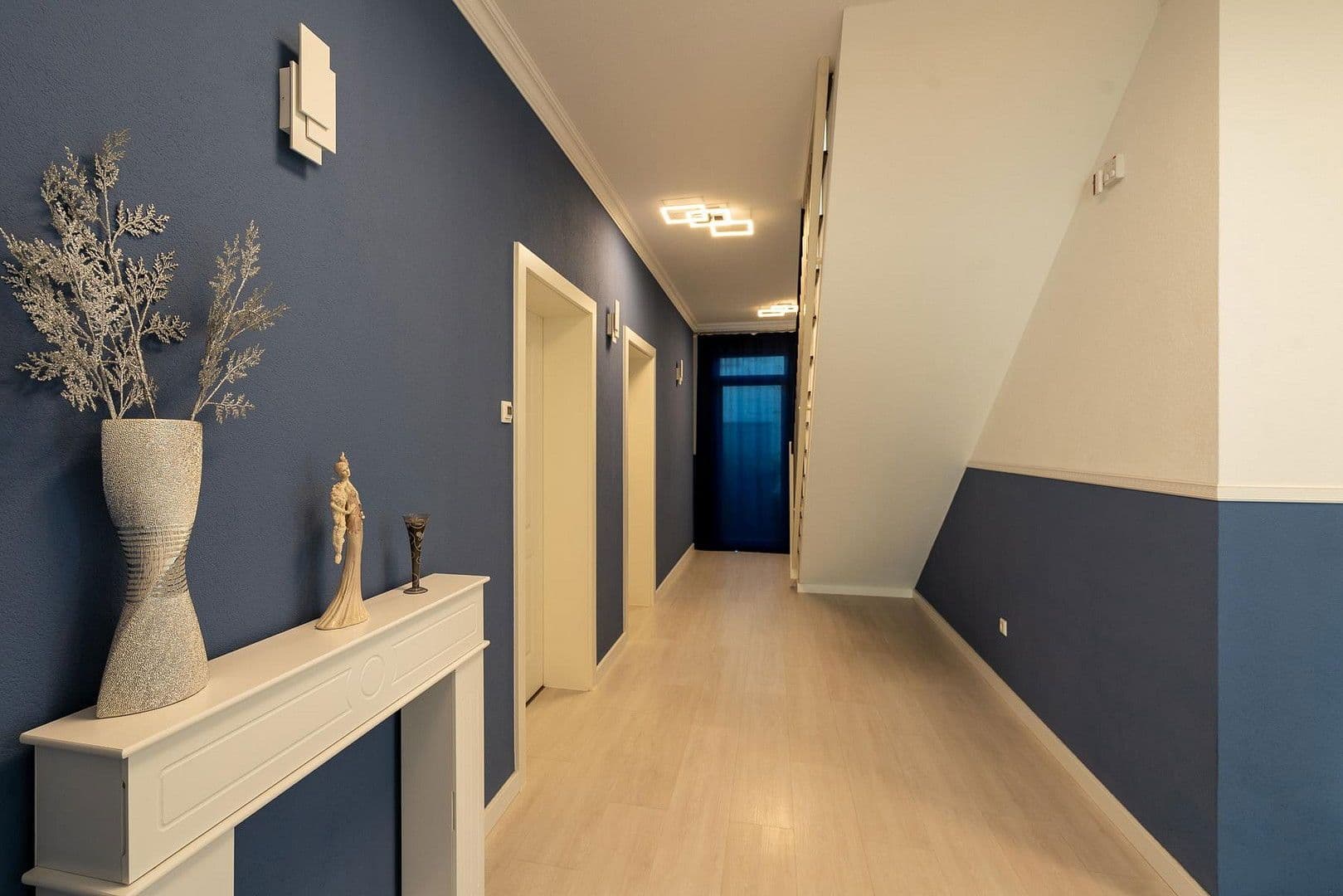 Predaj domu 315 m², pozemek 727 m², Satteldorf, Bádensko-Wurttembersko Predaj domu 315 m², pozemek 727 m², Satteldorf, Bádensko-Wurttembersko