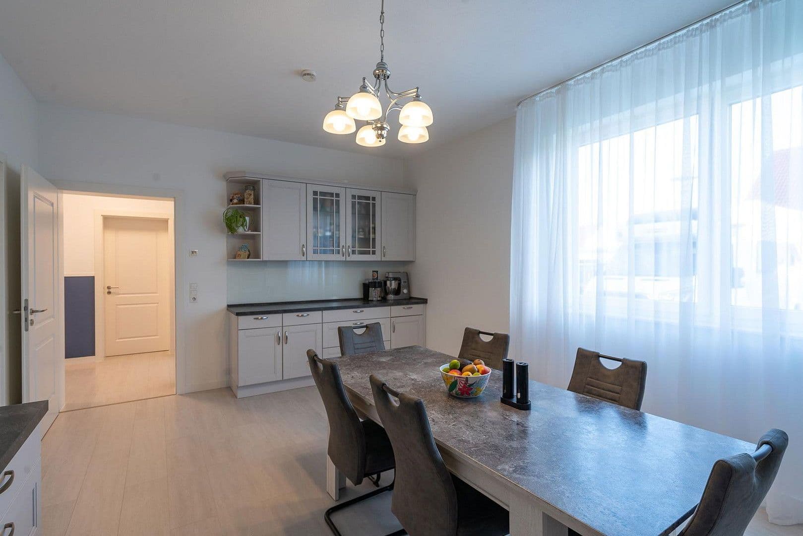 Predaj domu 315 m², pozemek 727 m², Satteldorf, Bádensko-Wurttembersko Predaj domu 315 m², pozemek 727 m², Satteldorf, Bádensko-Wurttembersko