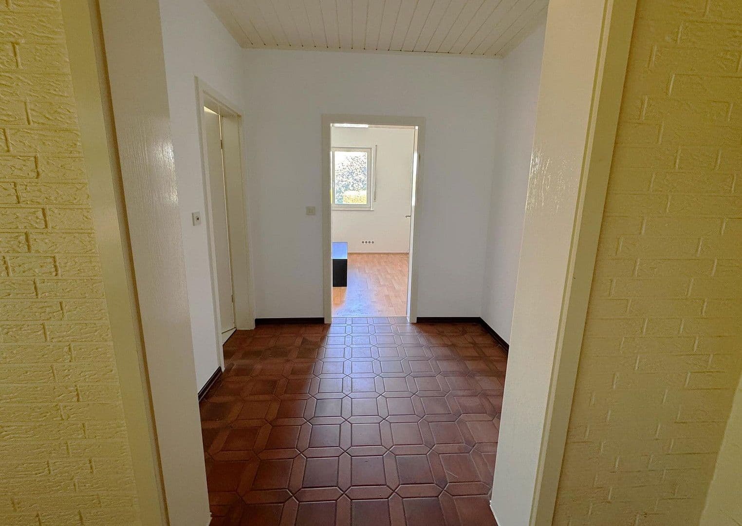 Predaj domu 293 m², pozemek 1.300 m², Schützenstraße 25, Visselhövede, Dolné Sasko Predaj domu 293 m², pozemek 1.300 m², Schützenstraße 25, Visselhövede, Dolné Sasko