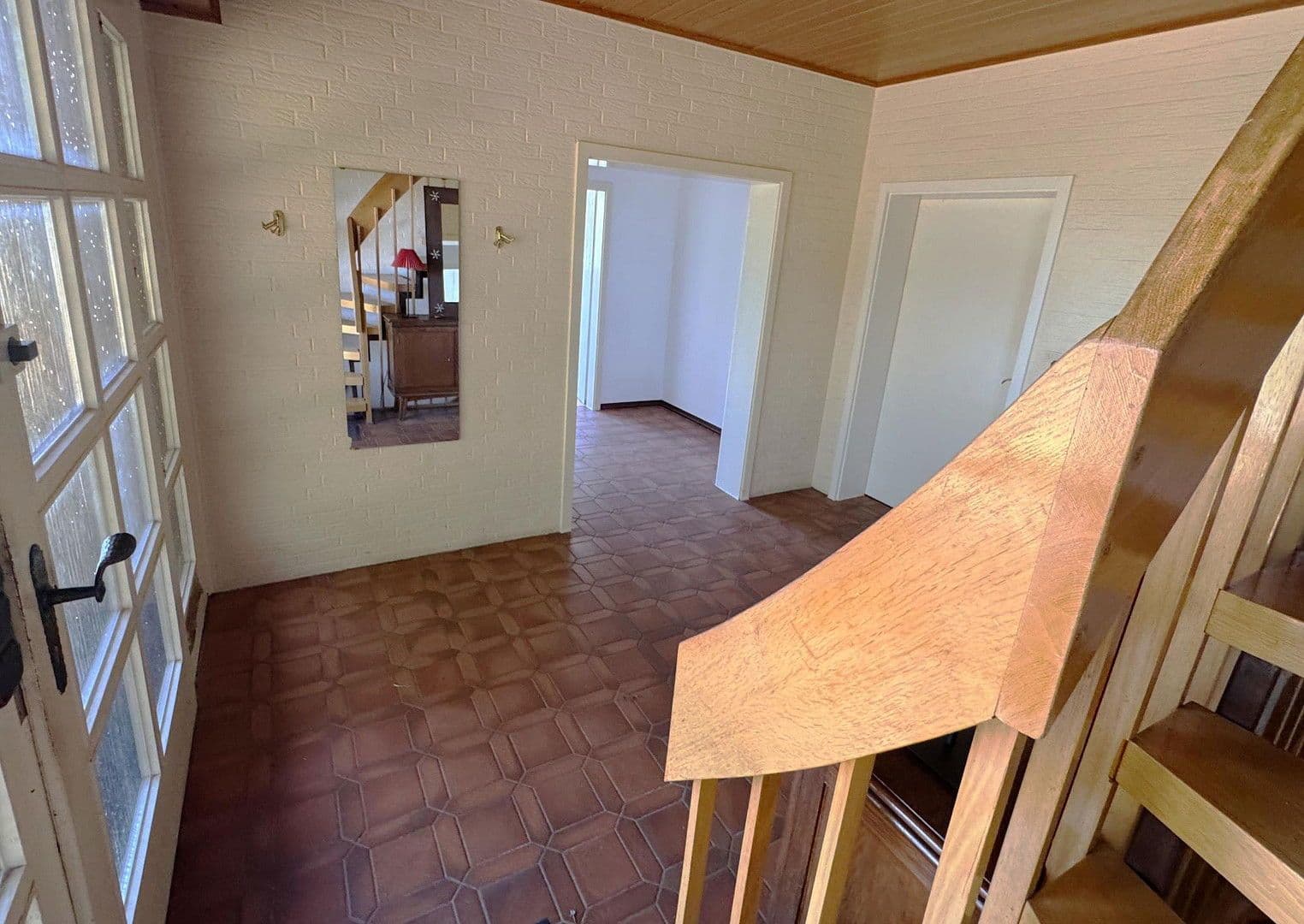 Predaj domu 293 m², pozemek 1.300 m², Schützenstraße 25, Visselhövede, Dolné Sasko Predaj domu 293 m², pozemek 1.300 m², Schützenstraße 25, Visselhövede, Dolné Sasko