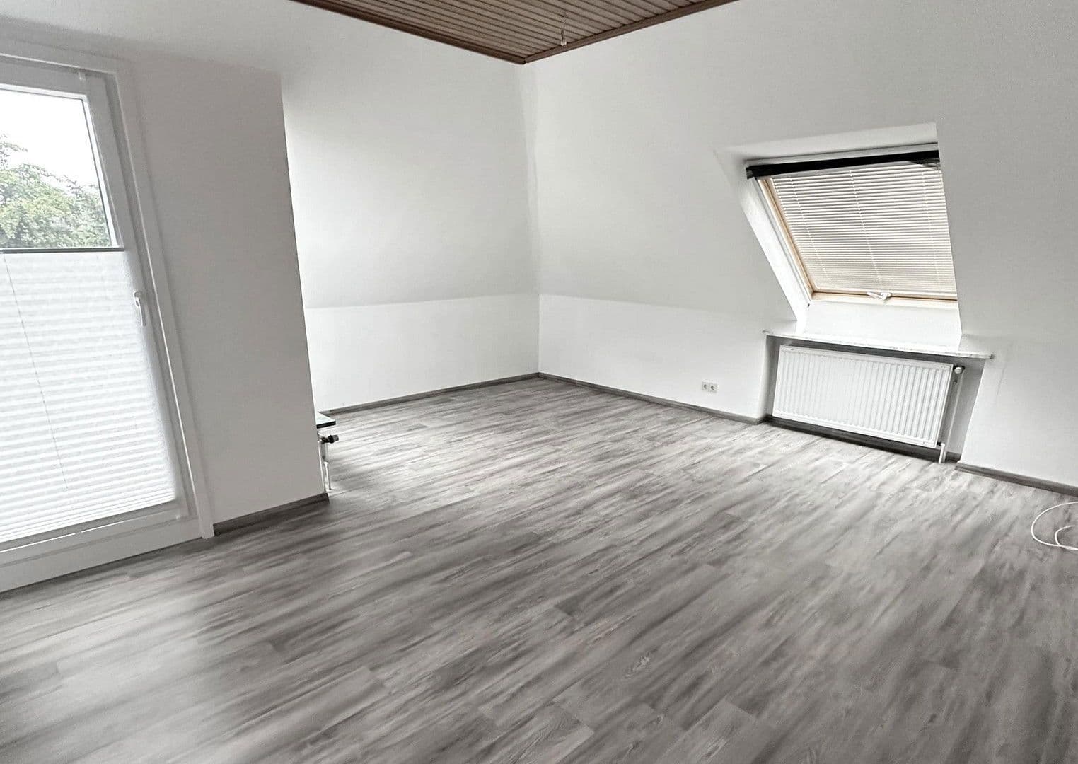 Predaj domu 293 m², pozemek 1.300 m², Schützenstraße 25, Visselhövede, Dolné Sasko Predaj domu 293 m², pozemek 1.300 m², Schützenstraße 25, Visselhövede, Dolné Sasko