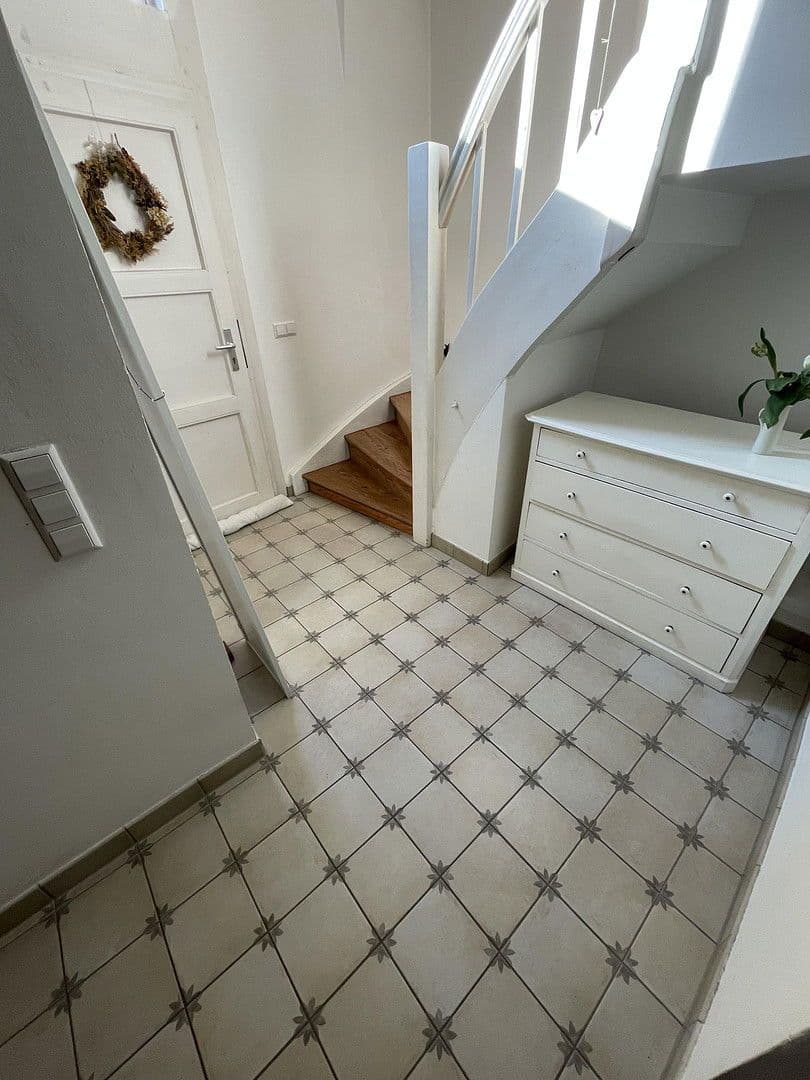 Predaj domu 121 m², pozemek 260 m², Spitalstraße 6, Karlsruhe, Bádensko-Wurttembersko Predaj domu 121 m², pozemek 260 m², Spitalstraße 6, Karlsruhe, Bádensko-Wurttembersko