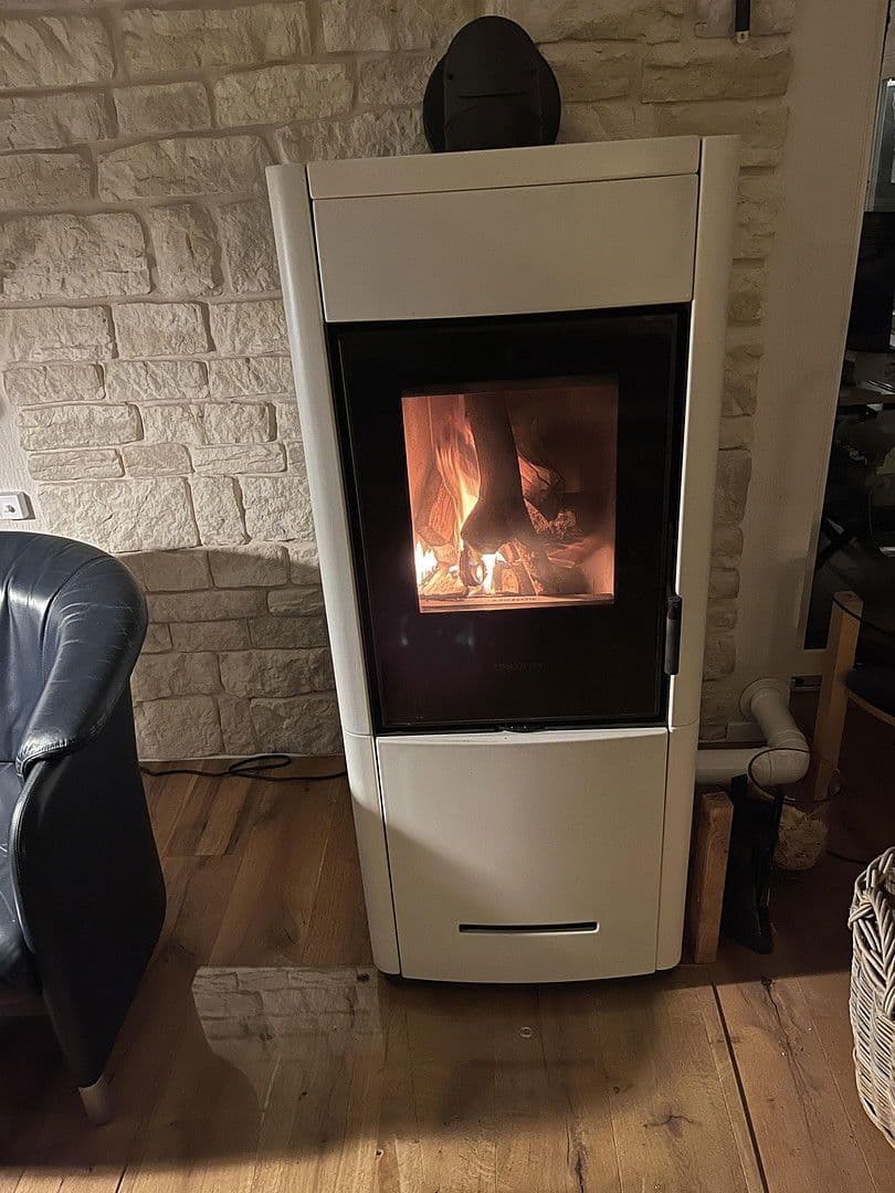 Predaj domu 185 m², pozemek 1.397 m², Dorfstraße 7, Jagel, Šlezvicko-Holštajnsko Predaj domu 185 m², pozemek 1.397 m², Dorfstraße 7, Jagel, Šlezvicko-Holštajnsko