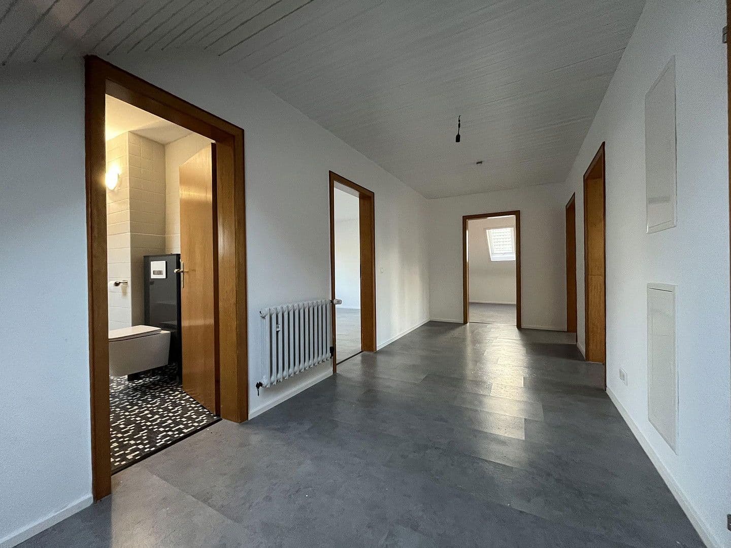 Prenájom bytu 2-izbový 78 m², Mainhausen, Hesensko Prenájom bytu 2-izbový 78 m², Mainhausen, Hesensko