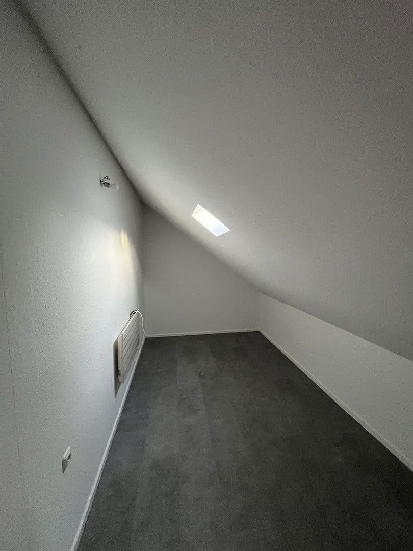 Prenájom bytu 2-izbový 78 m², Mainhausen, Hesensko Prenájom bytu 2-izbový 78 m², Mainhausen, Hesensko
