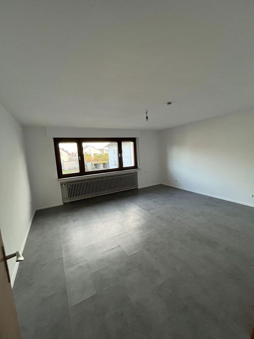 Prenájom bytu 2-izbový 78 m², Mainhausen, Hesensko Prenájom bytu 2-izbový 78 m², Mainhausen, Hesensko