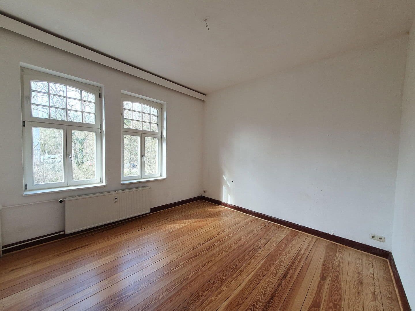 Predaj domu 330 m², pozemek 2.950 m², Stendal, Sasko-Anhaltsko Predaj domu 330 m², pozemek 2.950 m², Stendal, Sasko-Anhaltsko