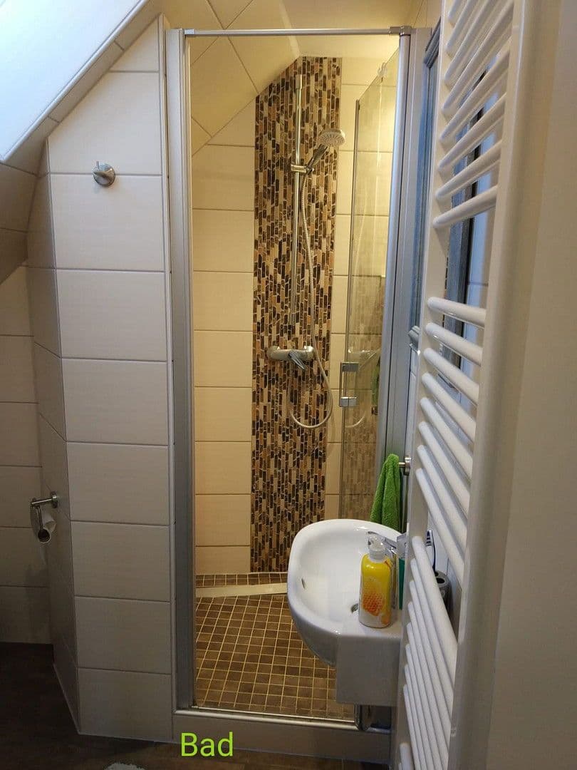 Prenájom bytu 4-izbový 84 m², Oppenheim, Porýnie-Falcko Prenájom bytu 4-izbový 84 m², Oppenheim, Porýnie-Falcko