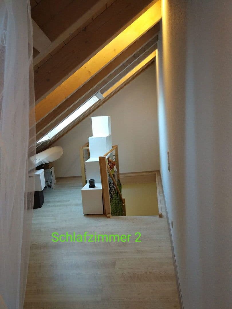 Prenájom bytu 4-izbový 84 m², Oppenheim, Porýnie-Falcko Prenájom bytu 4-izbový 84 m², Oppenheim, Porýnie-Falcko