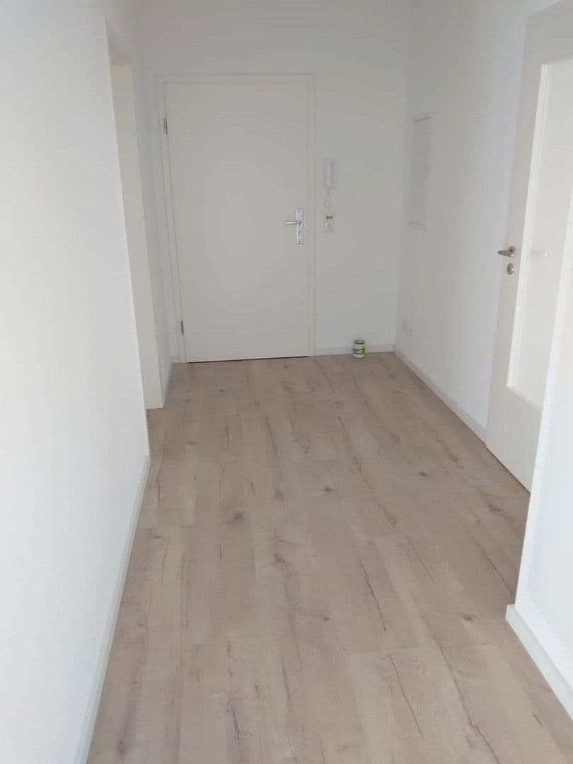 Prenájom bytu 2-izbový 94 m², Humboldtstraße 8, Reichenbach, Sasko Prenájom bytu 2-izbový 94 m², Humboldtstraße 8, Reichenbach, Sasko