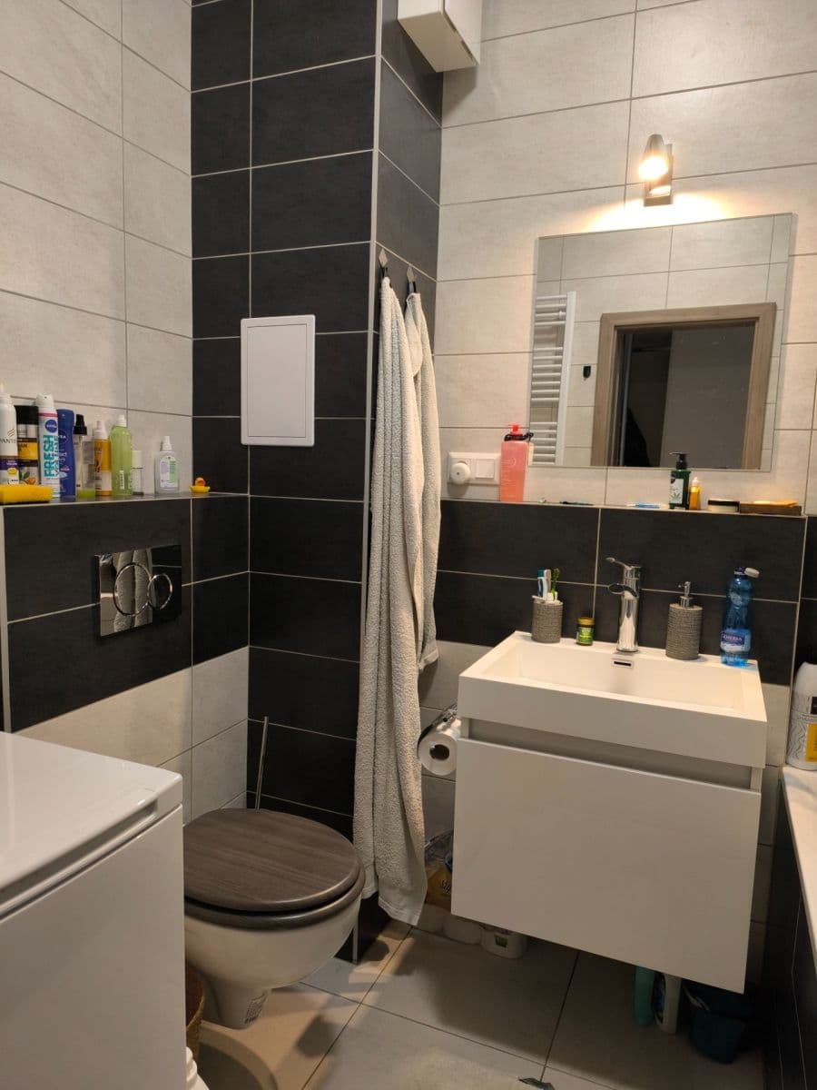 Predaj bytu 2-izbový 43 m², Platanová, Miloslavov, Bratislavský kraj Predaj bytu 2-izbový 43 m², Platanová, Miloslavov, Bratislavský kraj