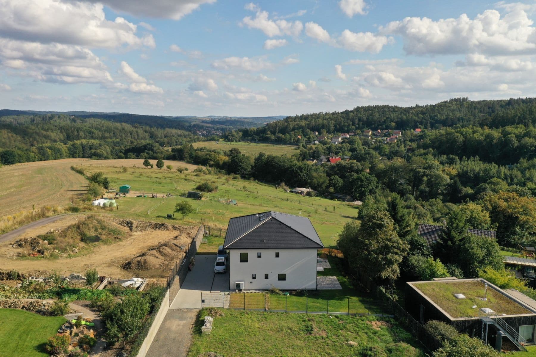 Predaj domu 145 m², pozemek 517 m², Na Horkách, Všestary, Středočeský kraj Predaj domu 145 m², pozemek 517 m², Na Horkách, Všestary, Středočeský kraj