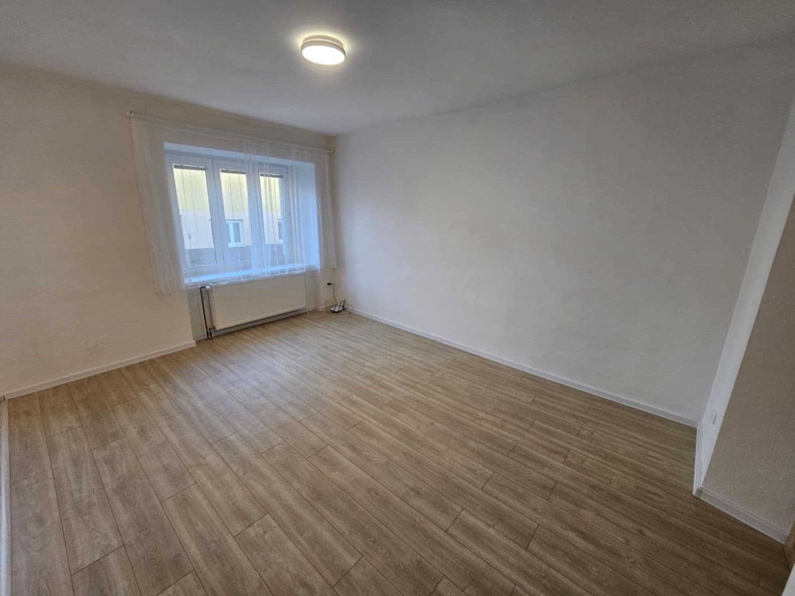 Prenájom bytu Garsoniéra 34 m², Čáslavská, Heřmanův Městec, Pardubický kraj Prenájom bytu Garsoniéra 34 m², Čáslavská, Heřmanův Městec, Pardubický kraj