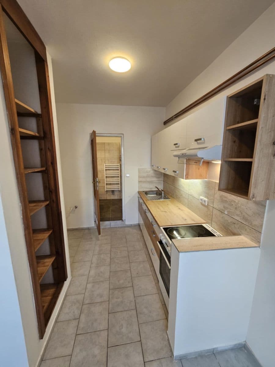 Prenájom bytu Garsoniéra 34 m², Čáslavská, Heřmanův Městec, Pardubický kraj Prenájom bytu Garsoniéra 34 m², Čáslavská, Heřmanův Městec, Pardubický kraj