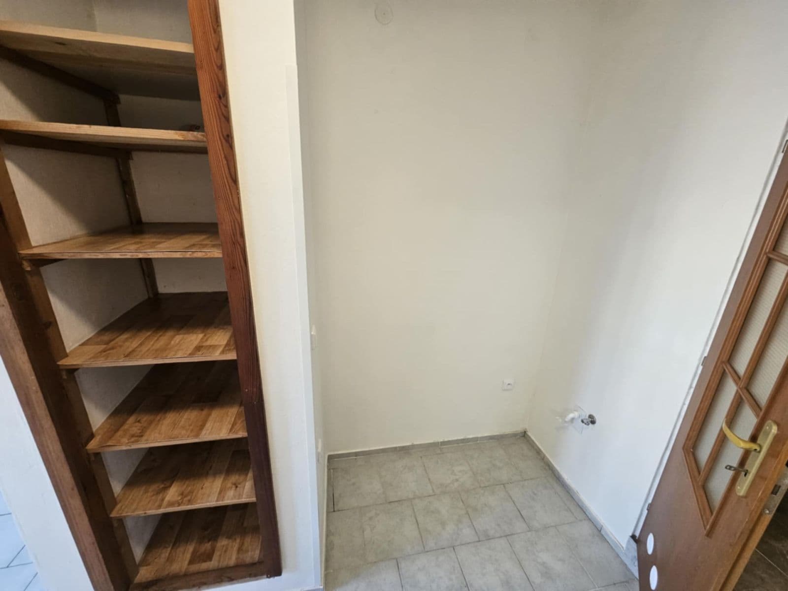 Prenájom bytu Garsoniéra 34 m², Čáslavská, Heřmanův Městec, Pardubický kraj Prenájom bytu Garsoniéra 34 m², Čáslavská, Heřmanův Městec, Pardubický kraj