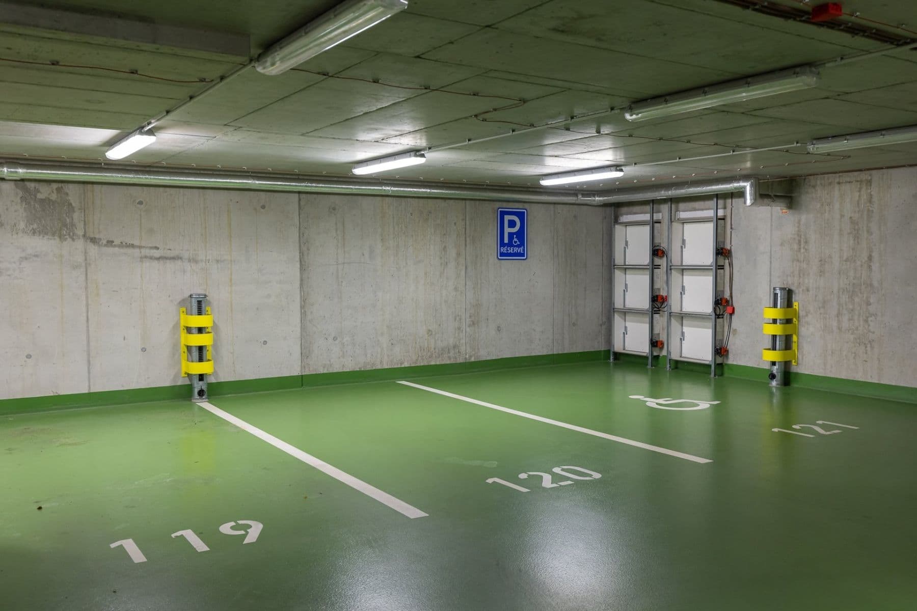 Prenájom bytu 1-izbový 31 m², Škrábkových, Praha, Praha Prenájom bytu 1-izbový 31 m², Škrábkových, Praha, Praha