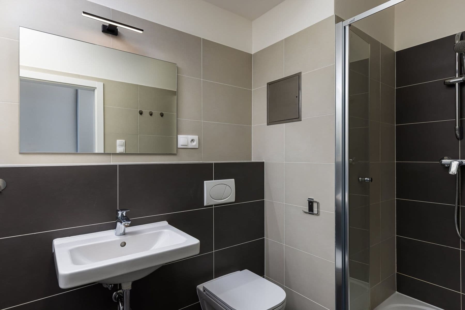 Prenájom bytu 1-izbový 31 m², Škrábkových, Praha, Praha Prenájom bytu 1-izbový 31 m², Škrábkových, Praha, Praha