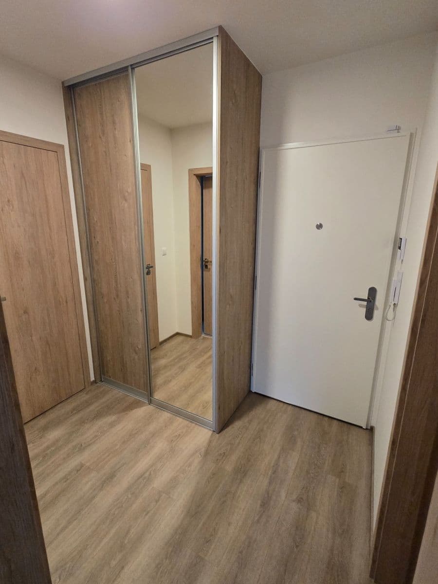 Prenájom bytu 2-izbový 52 m², Klapálkova, Praha, Praha Prenájom bytu 2-izbový 52 m², Klapálkova, Praha, Praha