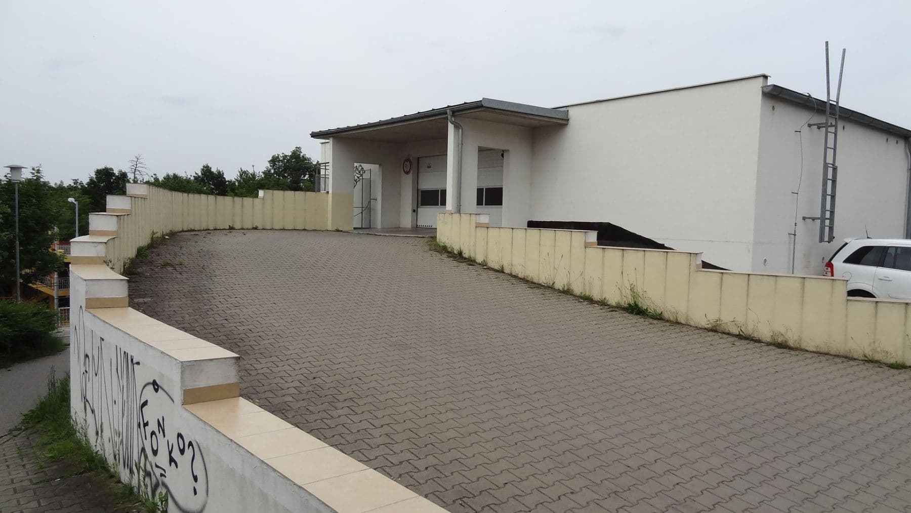 Prenájom garáže 17 m², Žarošická, Brno, Jihomoravský kraj Prenájom garáže 17 m², Žarošická, Brno, Jihomoravský kraj