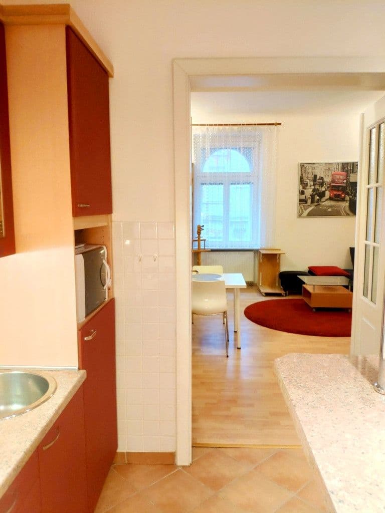 Prenájom bytu 1-izbový 43 m², Řehořova, Praha, Praha Prenájom bytu 1-izbový 43 m², Řehořova, Praha, Praha