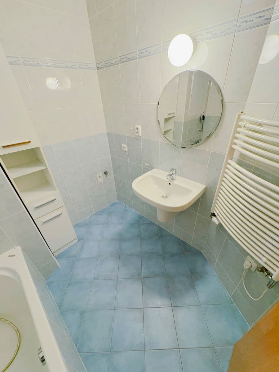 Prenájom bytu 2-izbový 61 m², Komořanská, Praha, Praha Prenájom bytu 2-izbový 61 m², Komořanská, Praha, Praha