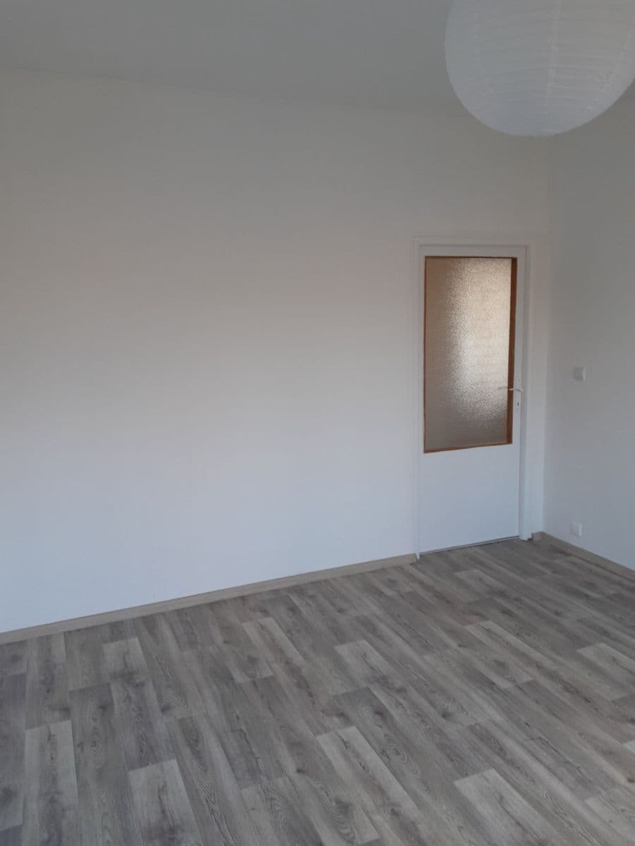 Prenájom bytu 3-izbový 74 m², Bohumínská, Ostrava, Moravskoslezský kraj Prenájom bytu 3-izbový 74 m², Bohumínská, Ostrava, Moravskoslezský kraj