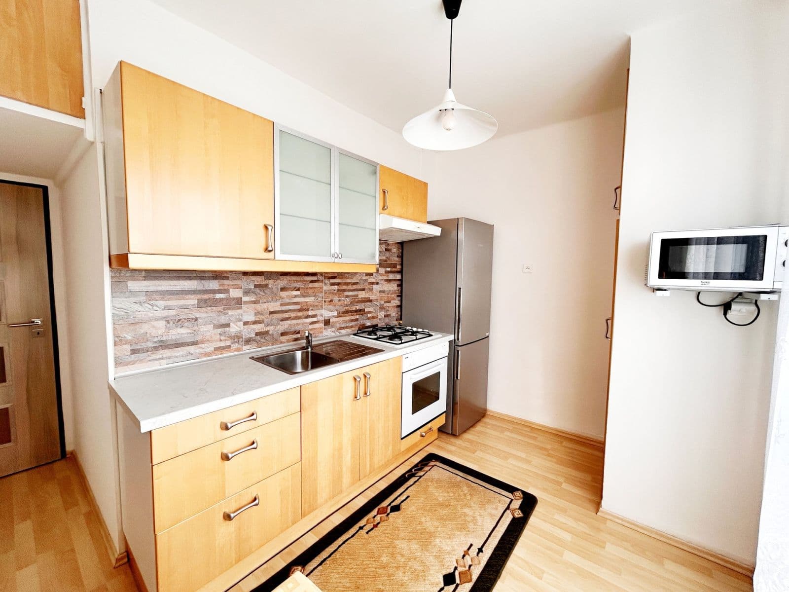 Prenájom bytu 2-izbový 56 m², Střimelická, Praha, Praha Prenájom bytu 2-izbový 56 m², Střimelická, Praha, Praha