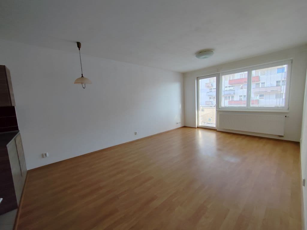 Prenájom bytu 2-izbový 56 m², Modenská, Praha, Praha Prenájom bytu 2-izbový 56 m², Modenská, Praha, Praha