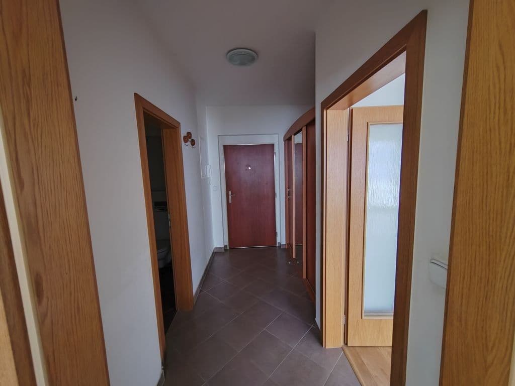 Prenájom bytu 2-izbový 56 m², Modenská, Praha, Praha Prenájom bytu 2-izbový 56 m², Modenská, Praha, Praha
