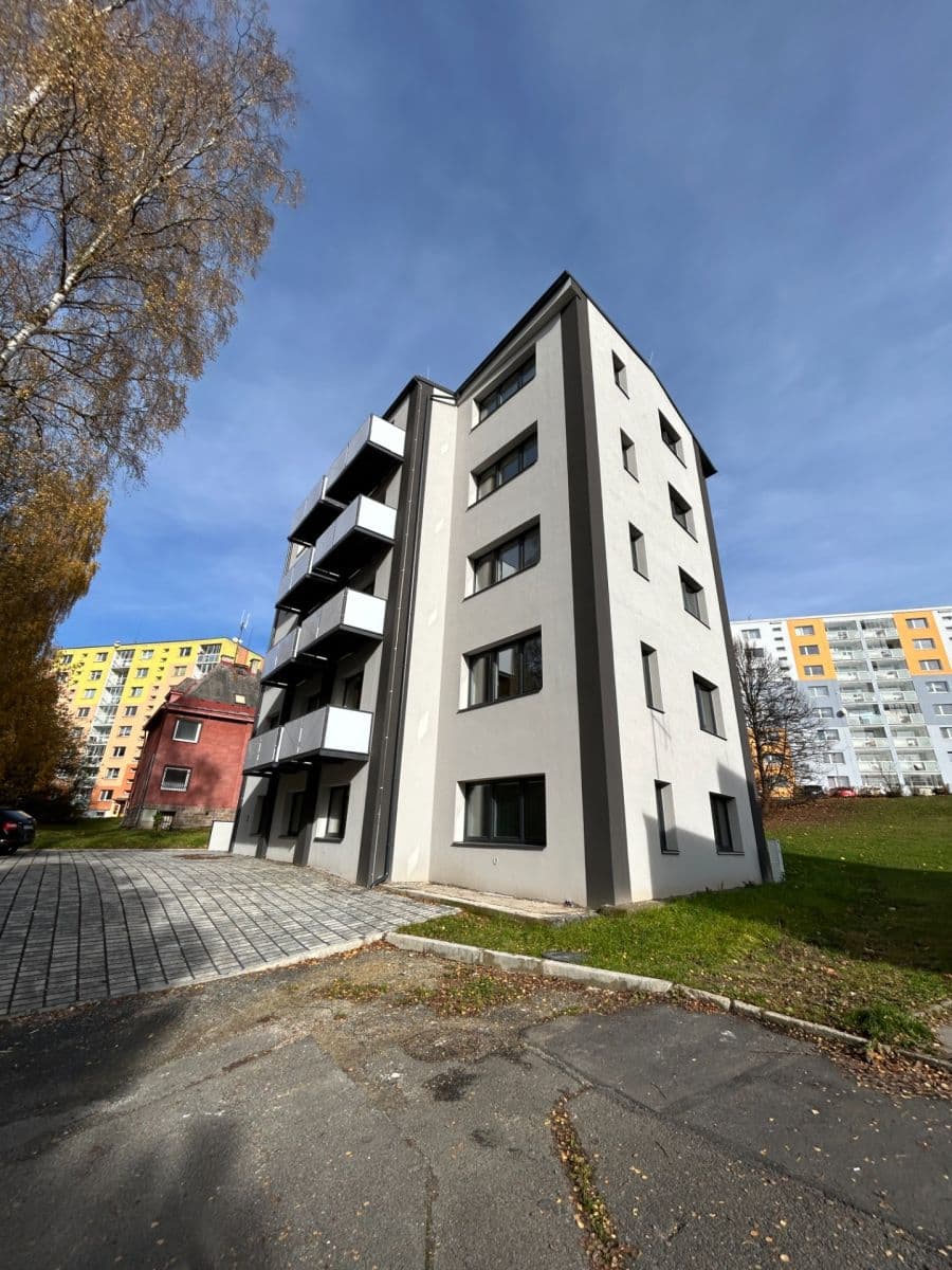 Prenájom bytu 2-izbový 40 m², Mládí, Jablonec nad Nisou, Liberecký kraj Prenájom bytu 2-izbový 40 m², Mládí, Jablonec nad Nisou, Liberecký kraj