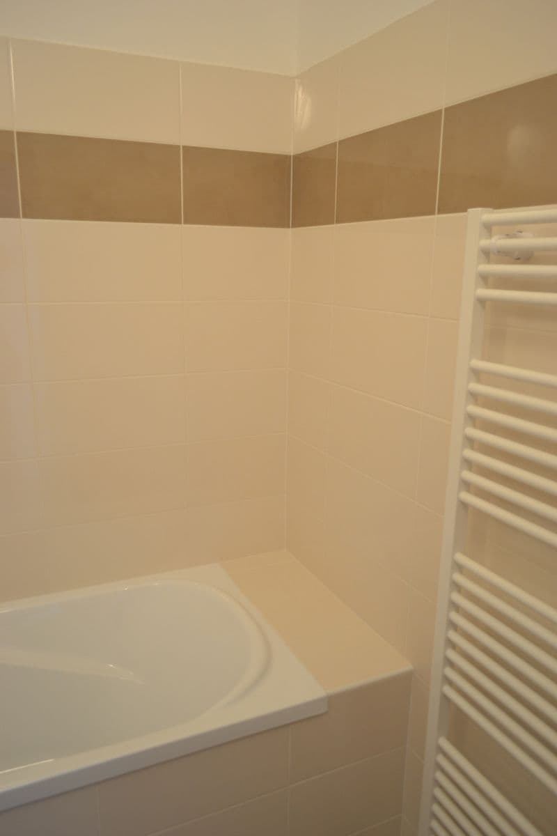 Prenájom bytu 3-izbový 80 m², Mezilesí, Praha, Praha Prenájom bytu 3-izbový 80 m², Mezilesí, Praha, Praha