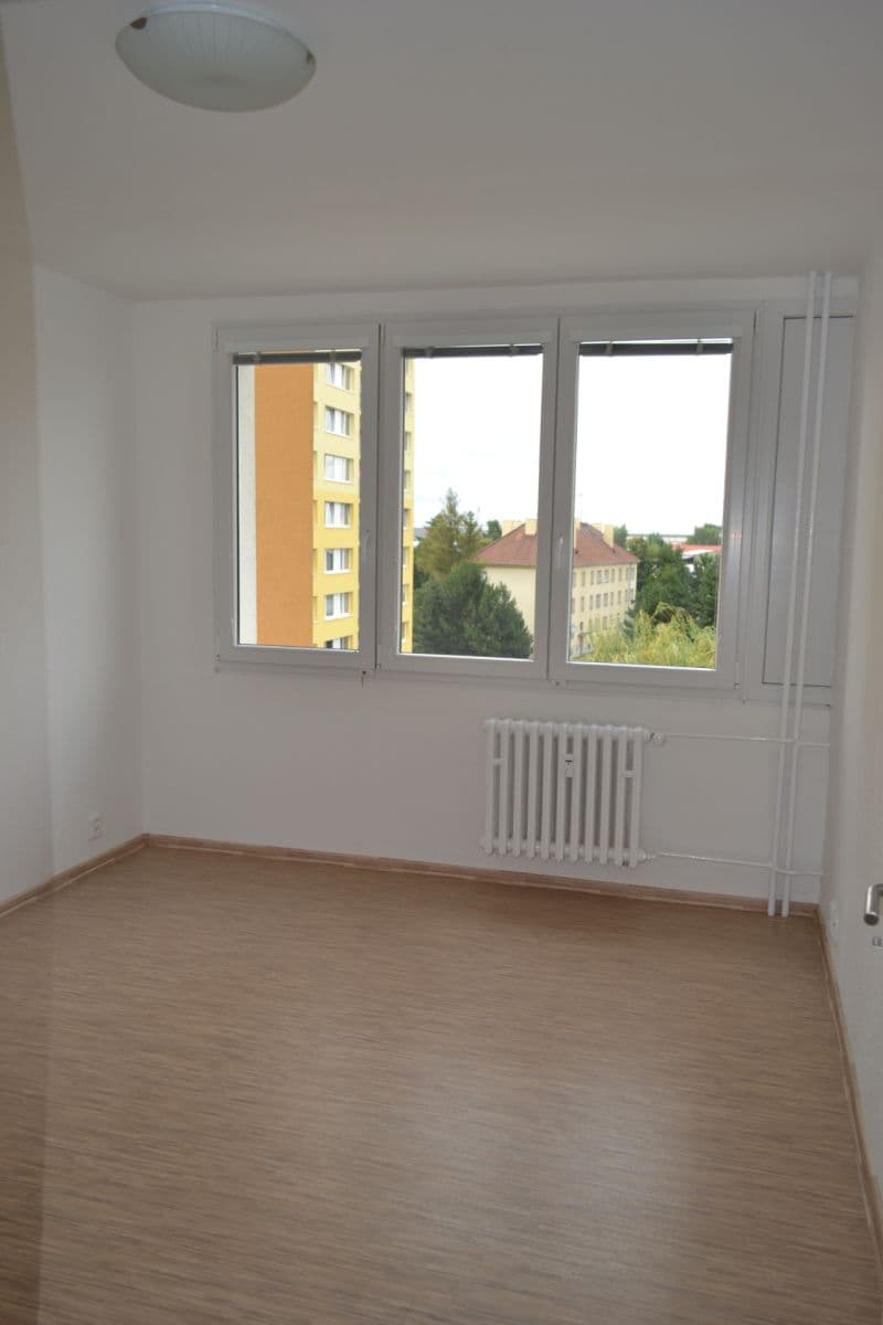 Prenájom bytu 3-izbový 80 m², Mezilesí, Praha, Praha Prenájom bytu 3-izbový 80 m², Mezilesí, Praha, Praha