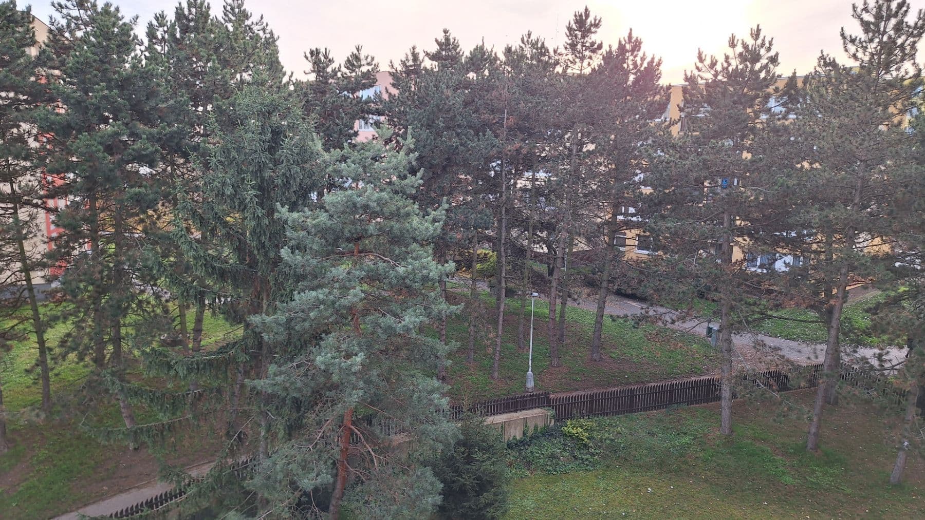 Prenájom bytu 3-izbový 80 m², Mezilesí, Praha, Praha Prenájom bytu 3-izbový 80 m², Mezilesí, Praha, Praha