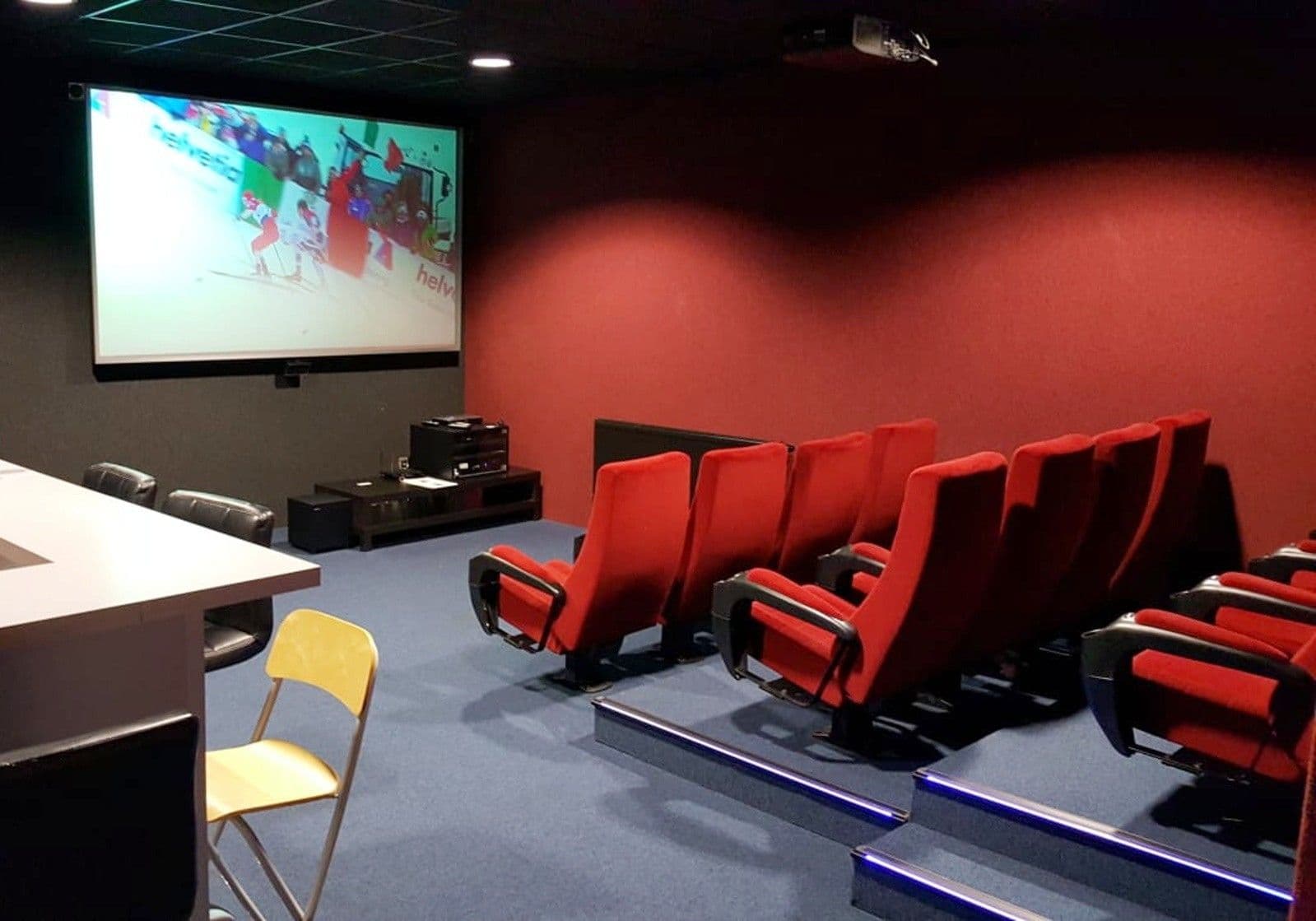 Prenájom bytu 3-izbový 93 m², Nademlejnská, Praha, Praha Prenájom bytu 3-izbový 93 m², Nademlejnská, Praha, Praha