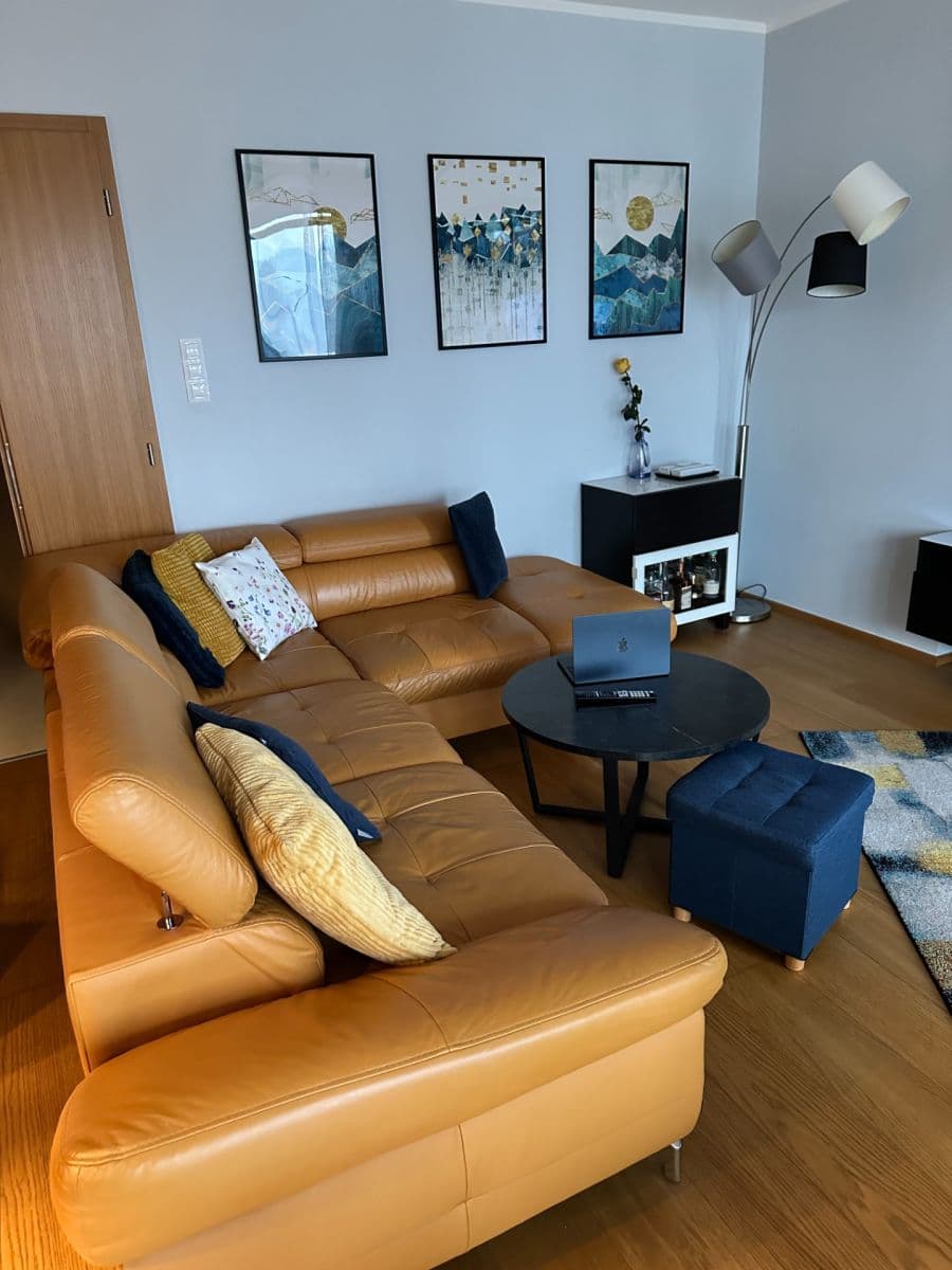 Prenájom bytu 3-izbový 93 m², Nademlejnská, Praha, Praha Prenájom bytu 3-izbový 93 m², Nademlejnská, Praha, Praha