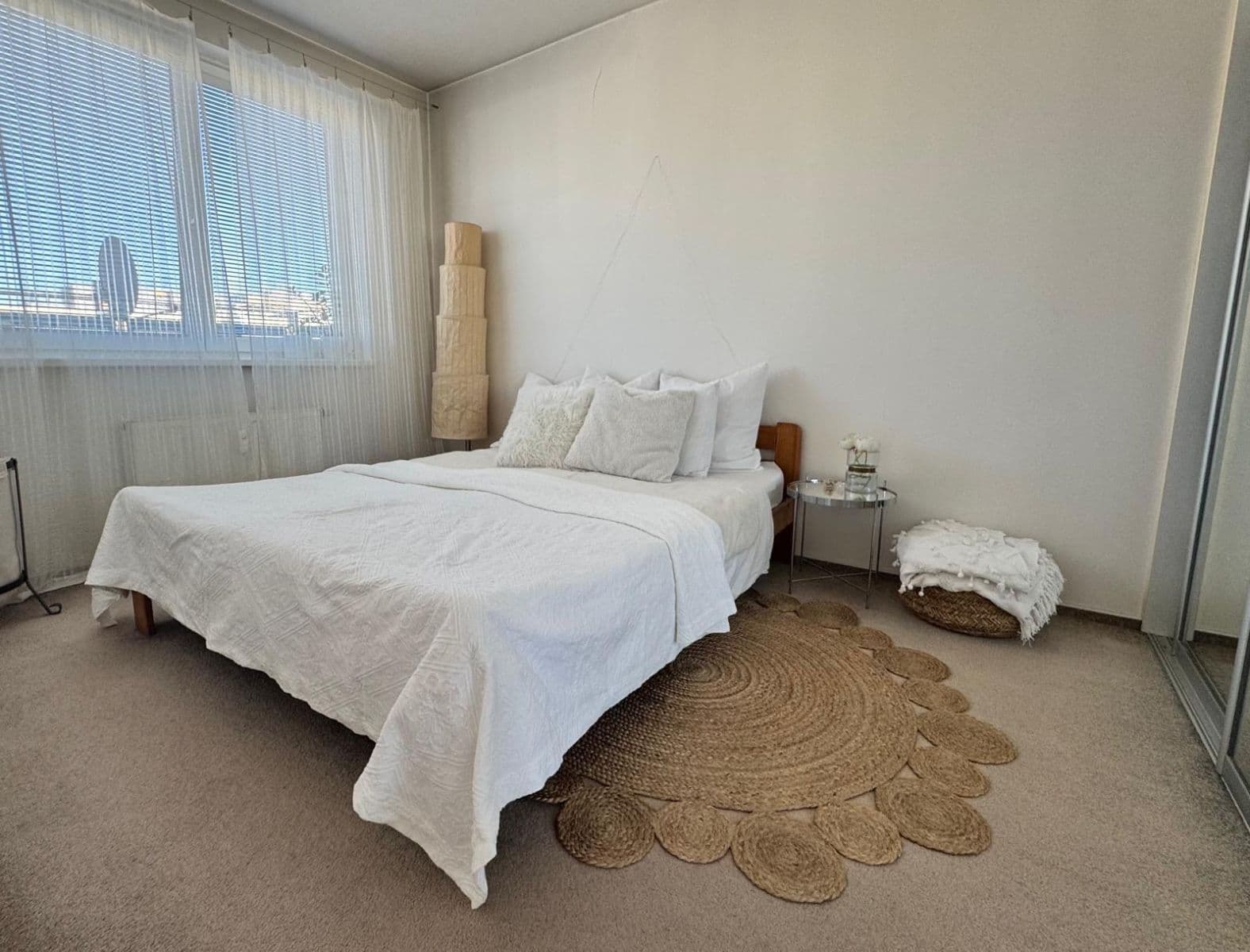 Prenájom bytu 2-izbový 41 m², Werichova, Praha, Praha Prenájom bytu 2-izbový 41 m², Werichova, Praha, Praha