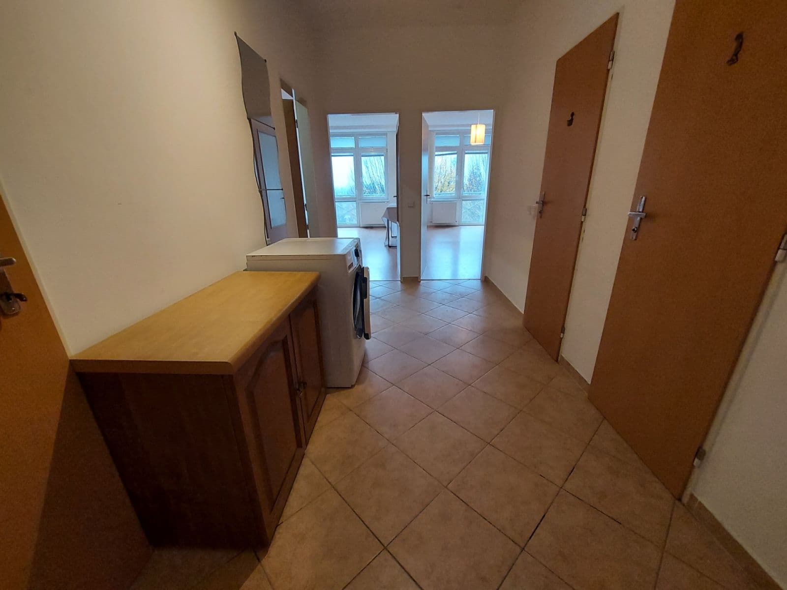 Prenájom bytu 3-izbový 82 m², Pálavské náměstí, Brno, Jihomoravský kraj Prenájom bytu 3-izbový 82 m², Pálavské náměstí, Brno, Jihomoravský kraj