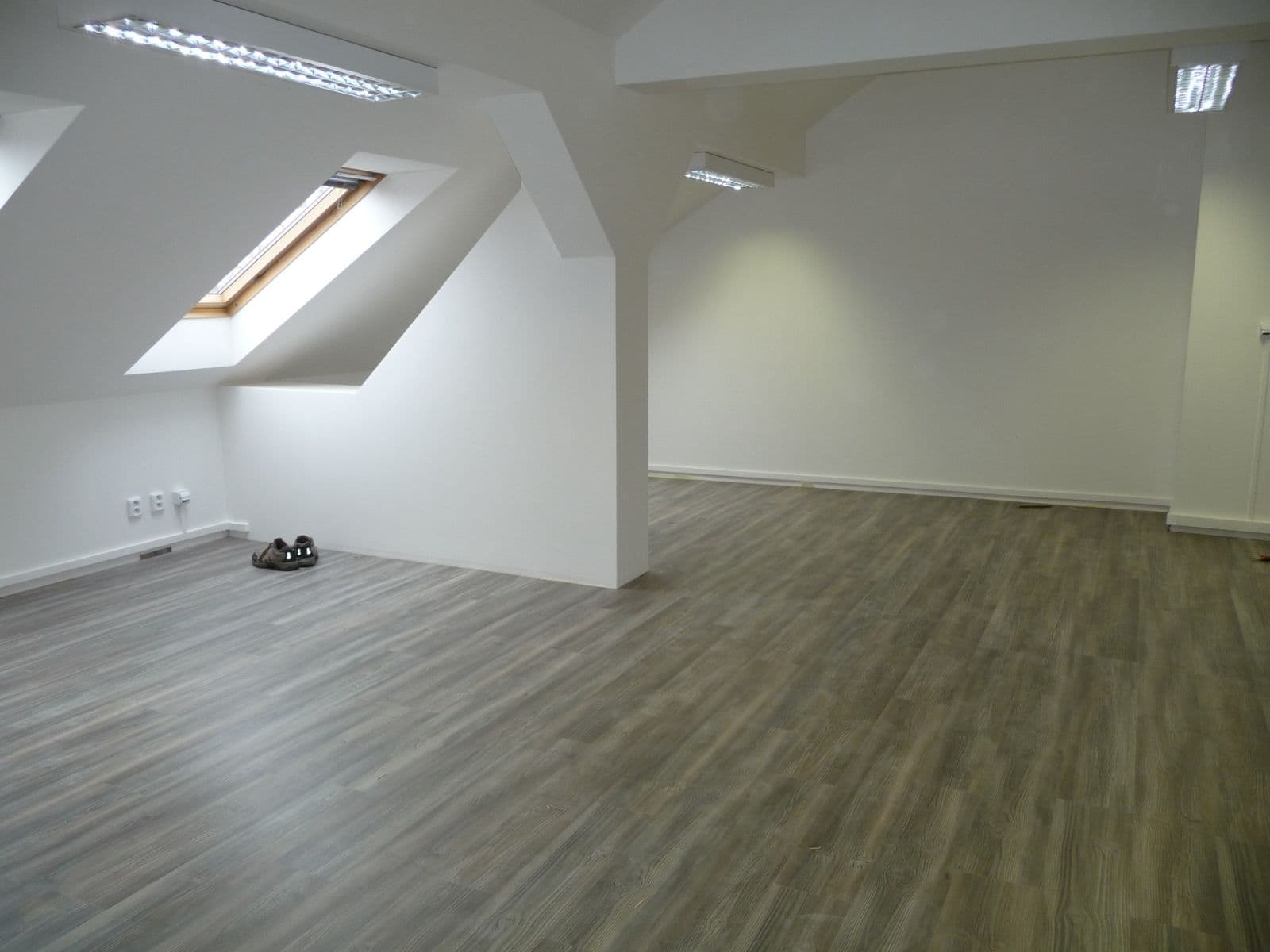 Prenájom kancelárie 110 m², Čerčanská, Praha, Praha Prenájom kancelárie 110 m², Čerčanská, Praha, Praha