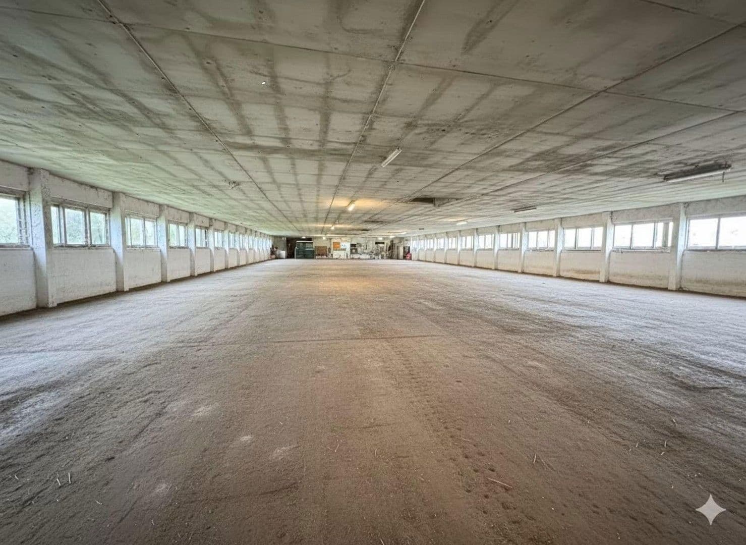 Prenájom nebytového priestoru 60.000 m², Kronsberg 23 Jarmen, Jarmen, Meklenbursko-Predpomoransko Prenájom nebytového priestoru 60.000 m², Kronsberg 23 Jarmen, Jarmen, Meklenbursko-Predpomoransko