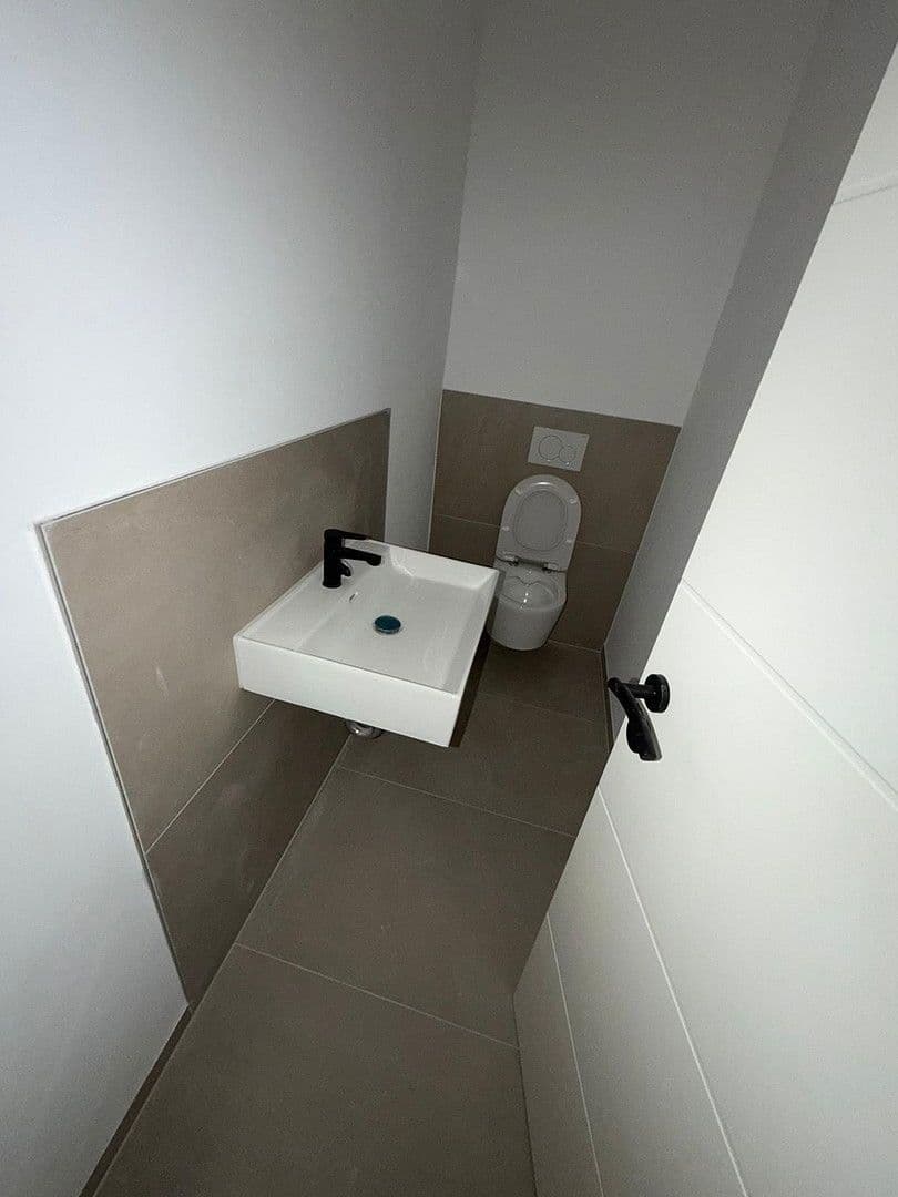 Predaj bytu 4-izbový 103 m², Weinstraße 102, Edenkoben, Porýnie-Falcko Predaj bytu 4-izbový 103 m², Weinstraße 102, Edenkoben, Porýnie-Falcko