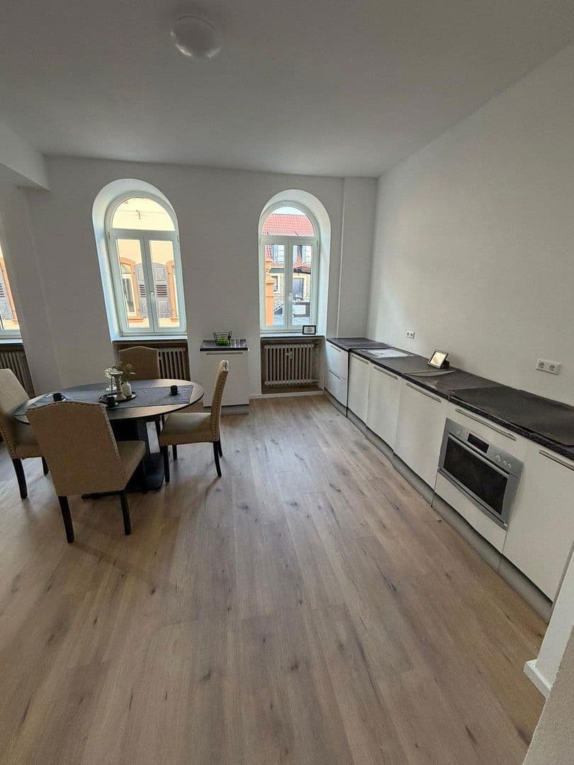 Predaj bytu 4-izbový 103 m², Weinstraße 102, Edenkoben, Porýnie-Falcko Predaj bytu 4-izbový 103 m², Weinstraße 102, Edenkoben, Porýnie-Falcko