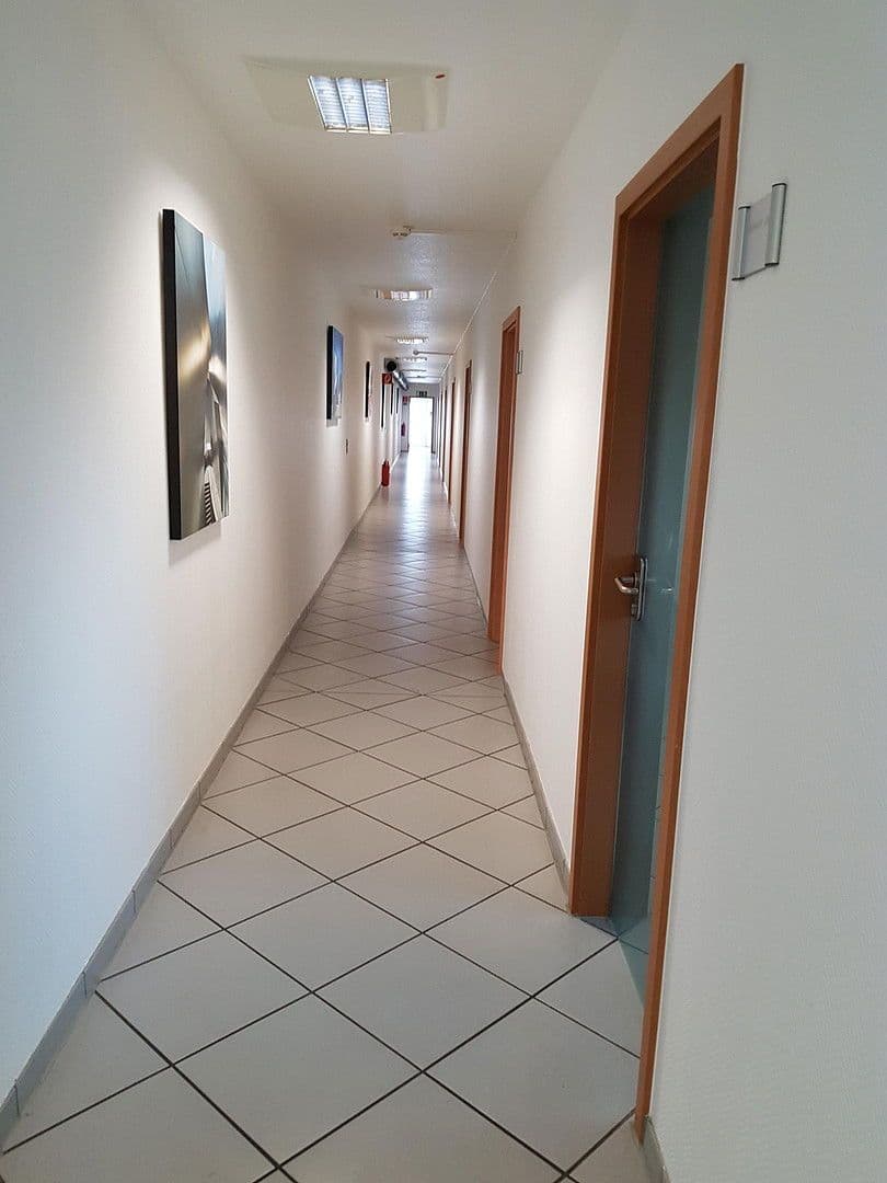 Prenájom kancelárie 17 m², Freiherr-vom-Stein-Straße 131, Mülheim an der Ruhr, Severné Porýnie - Westfálsko Prenájom kancelárie 17 m², Freiherr-vom-Stein-Straße 131, Mülheim an der Ruhr, Severné Porýnie - Westfálsko