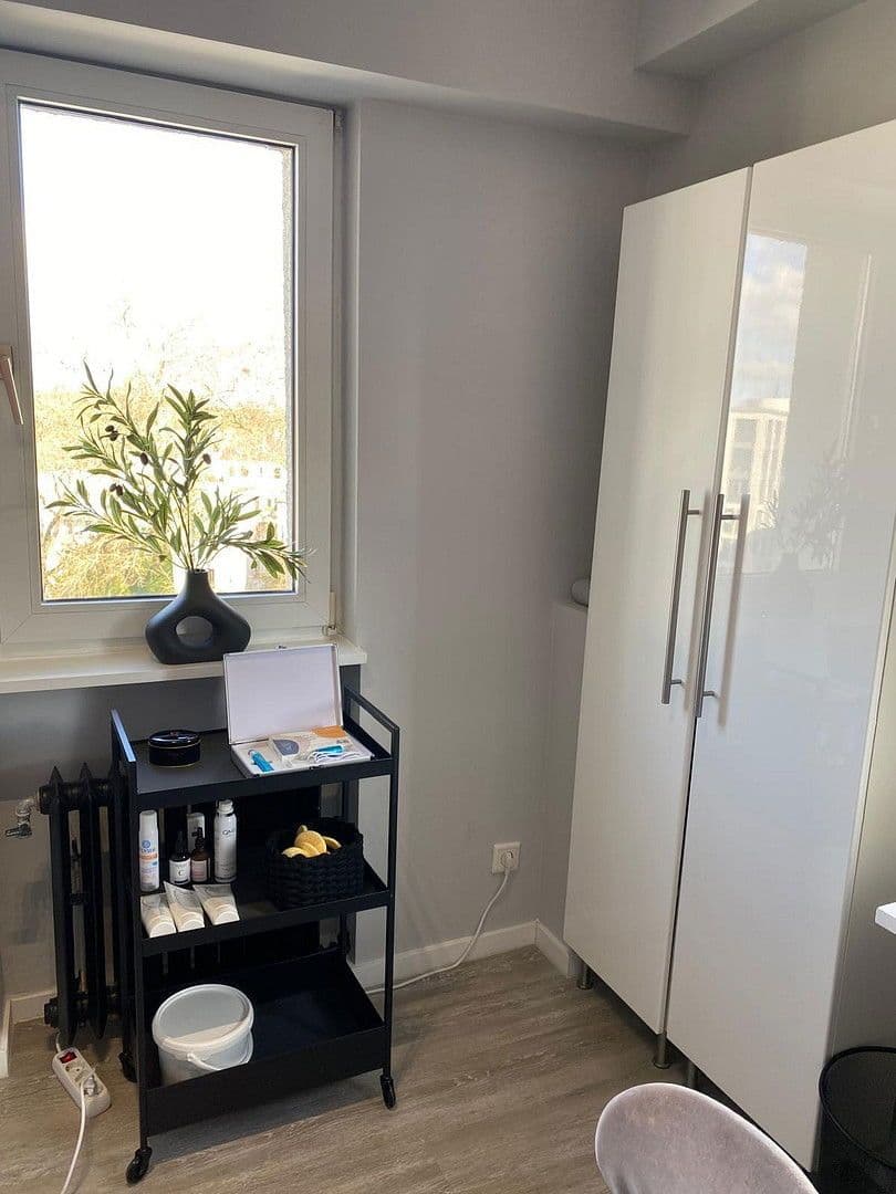 Prenájom kancelárie 115 m², Schadowstrasse 74, Düsseldorf, Severné Porýnie - Westfálsko Prenájom kancelárie 115 m², Schadowstrasse 74, Düsseldorf, Severné Porýnie - Westfálsko