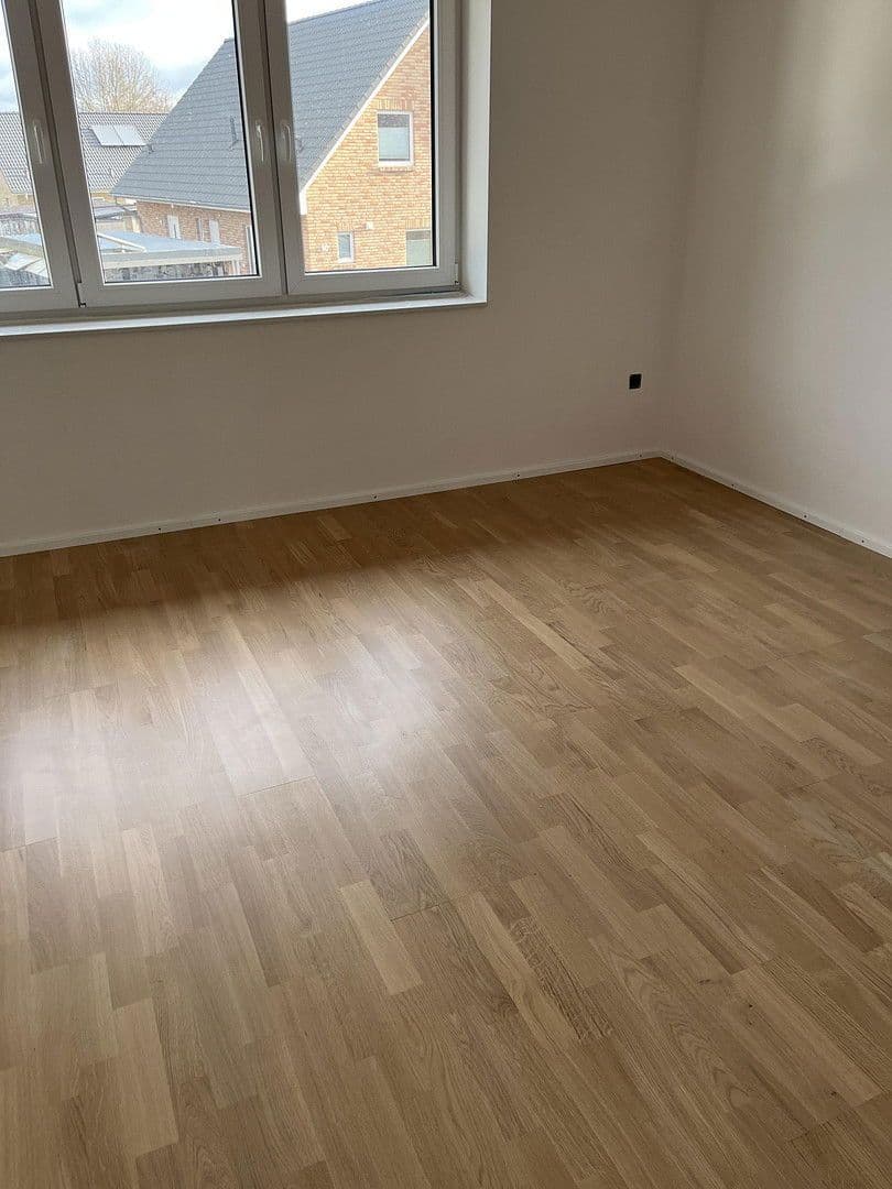 Prenájom domu 116 m², pozemek 300 m², Neumünster, Šlezvicko-Holštajnsko Prenájom domu 116 m², pozemek 300 m², Neumünster, Šlezvicko-Holštajnsko