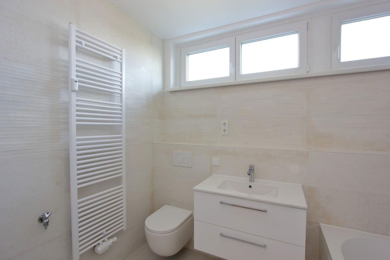 Predaj bytu 3-izbový 88 m², Erlaufstraße 23, Maria Enzersdorf, Dolné Rakúsko Predaj bytu 3-izbový 88 m², Erlaufstraße 23, Maria Enzersdorf, Dolné Rakúsko