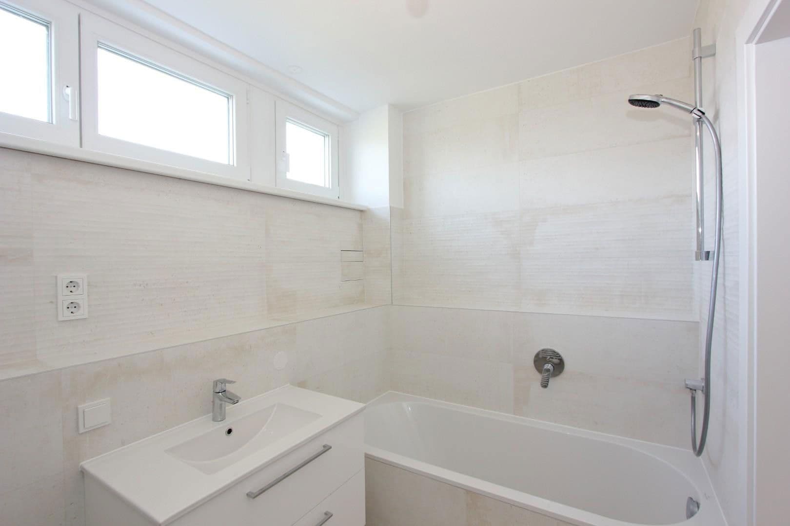 Predaj bytu 3-izbový 88 m², Erlaufstraße 23, Maria Enzersdorf, Dolné Rakúsko Predaj bytu 3-izbový 88 m², Erlaufstraße 23, Maria Enzersdorf, Dolné Rakúsko