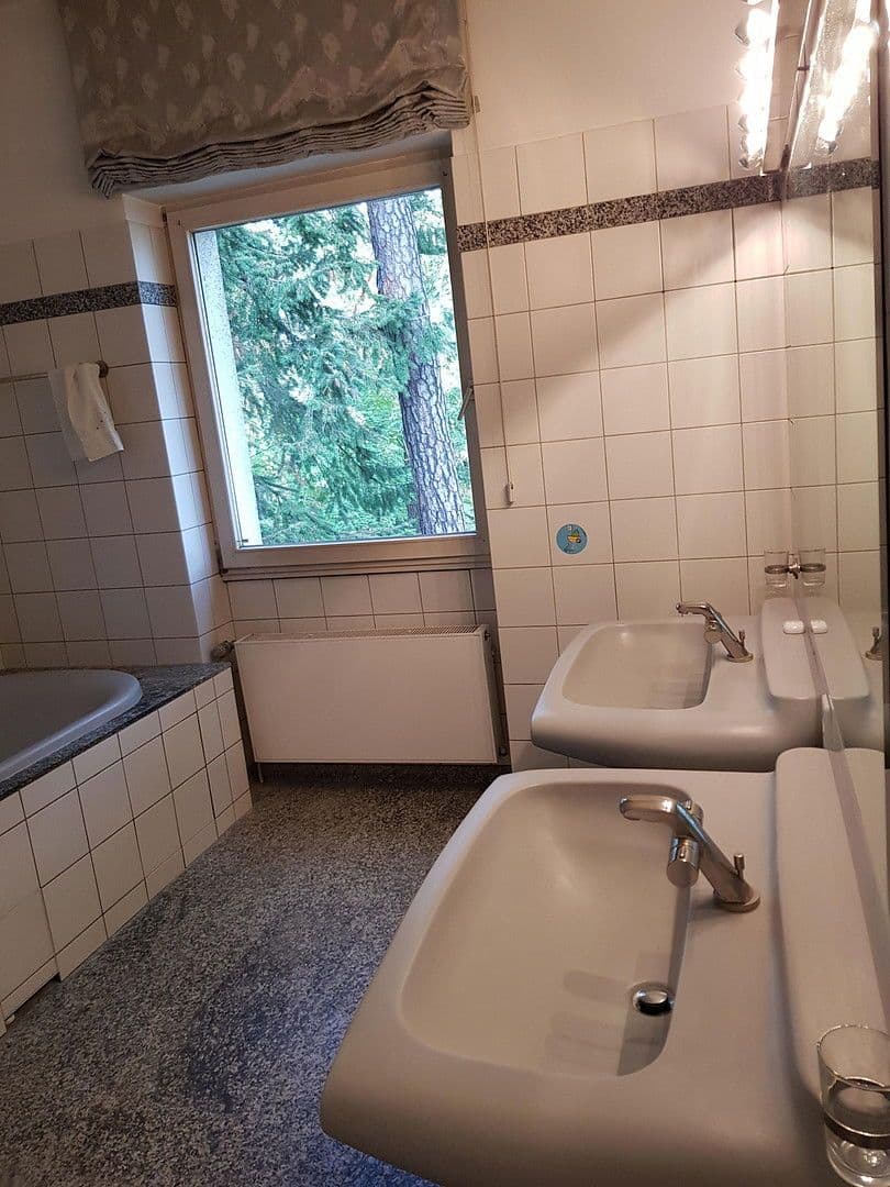 Prenájom domu 344 m², pozemek 970 m², Berlin-Grunewald, Berlín Prenájom domu 344 m², pozemek 970 m², Berlin-Grunewald, Berlín