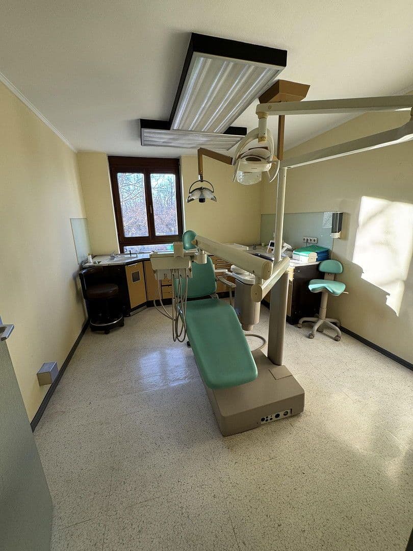 Prenájom kancelárie 157 m², Hemauerstr. 6, Regensburg, Bavorsko Prenájom kancelárie 157 m², Hemauerstr. 6, Regensburg, Bavorsko